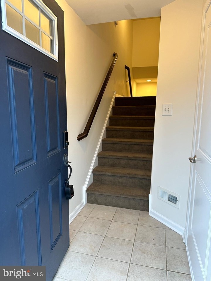 10 Parkers Mill Blvd - Photo 5 of 28
