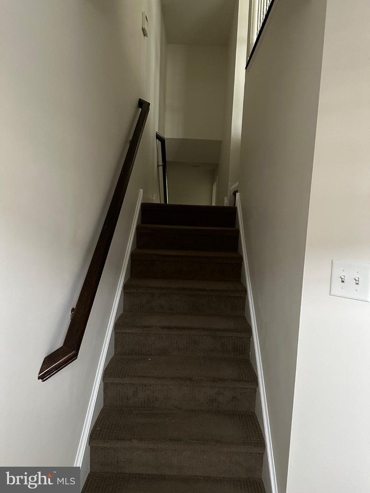 10 Parkers Mill Blvd - Photo 6 of 28