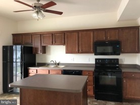 550 Hometowne Ter - Photo 1 of 1
