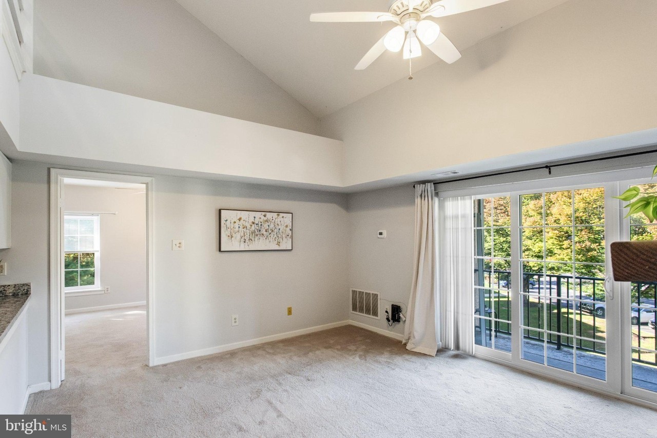 812 Deer Run - Photo 5 of 21