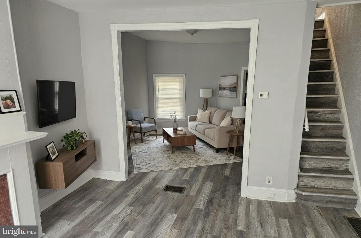 2918 N Taylor St - Photo 4 of 14