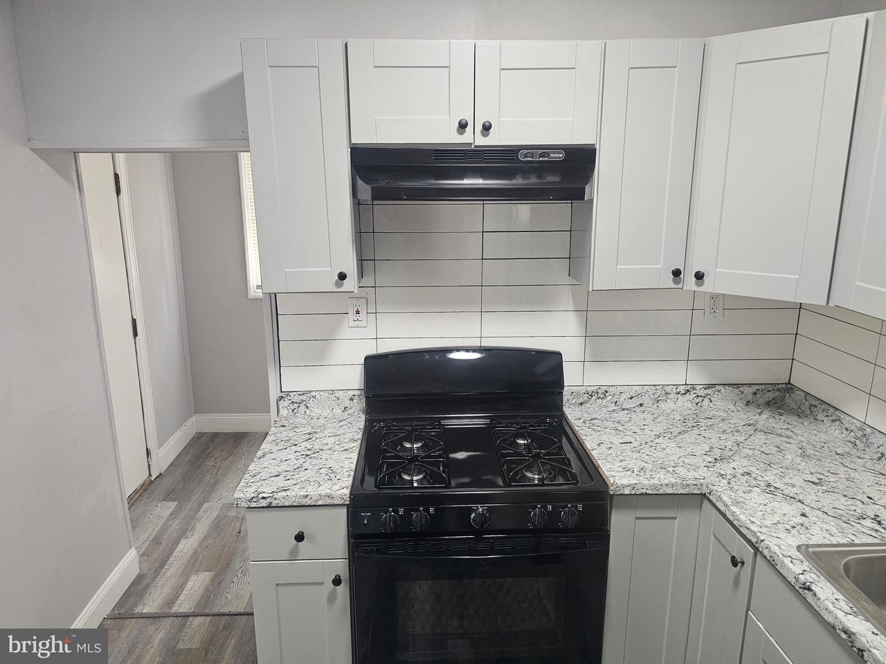 2918 N Taylor St - Photo 7 of 14