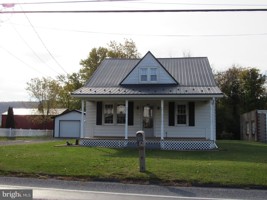 featured image of 919 E Main St