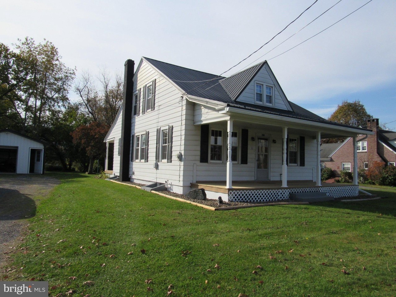 919 E Main St - Photo 2 of 20