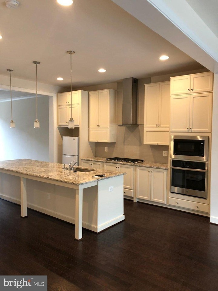 42303 Porter Ridge Ter - Photo 3 of 20