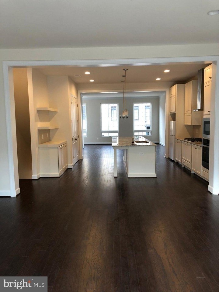 42303 Porter Ridge Ter - Photo 4 of 20