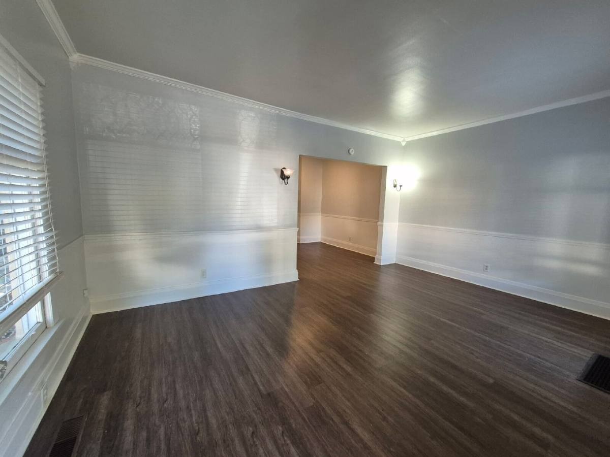 403 Park St Apt A - Photo 6 of 17