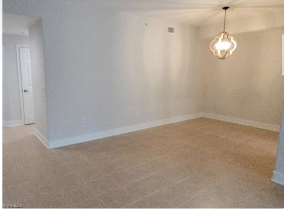 1315 Henley St #1003 - Photo 7 of 13