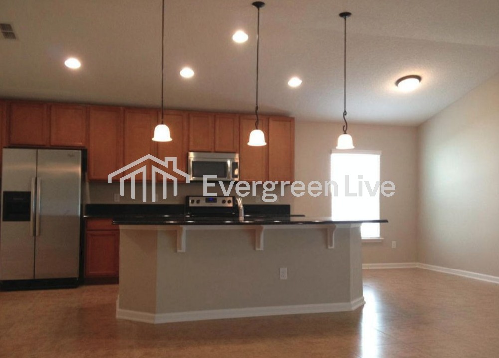 145 Terracina Dr - Photo 2 of 9