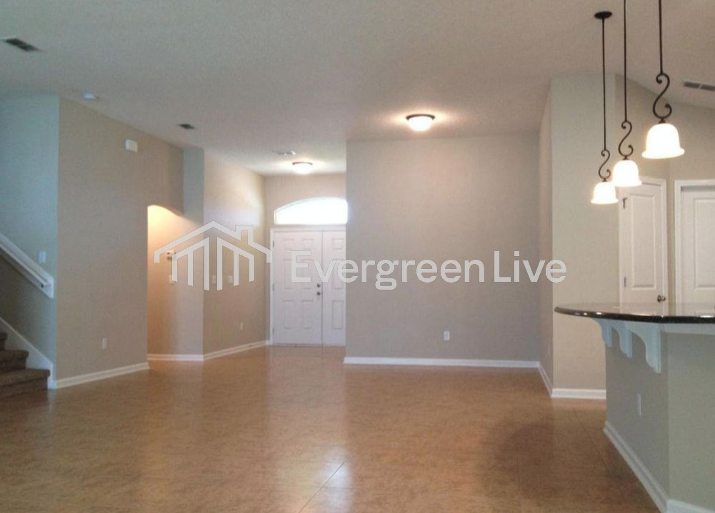 145 Terracina Dr - Photo 4 of 9