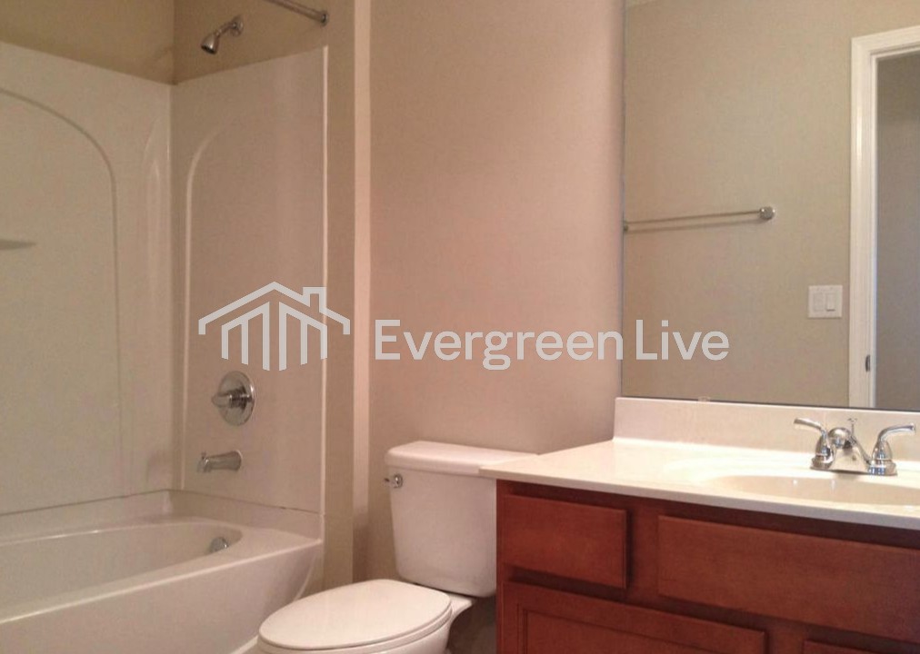145 Terracina Dr - Photo 5 of 9