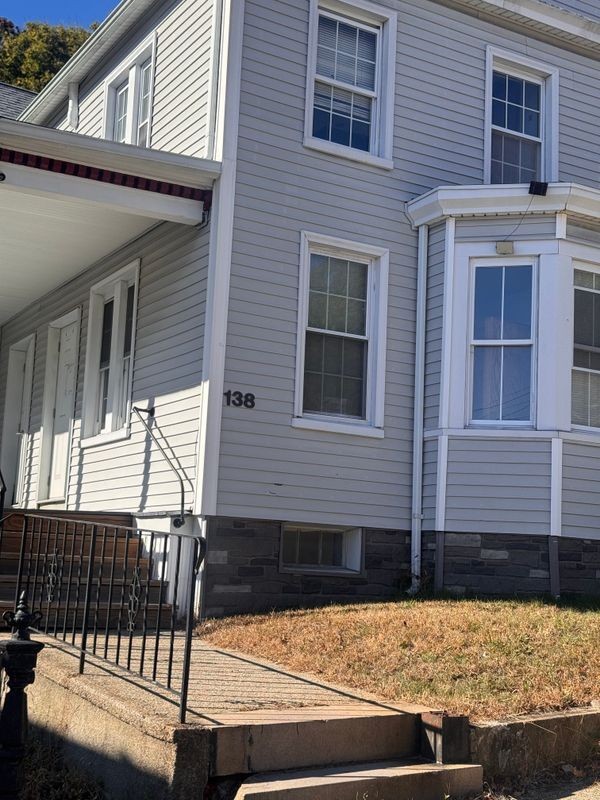 138 Broadway - Photo 5 of 17