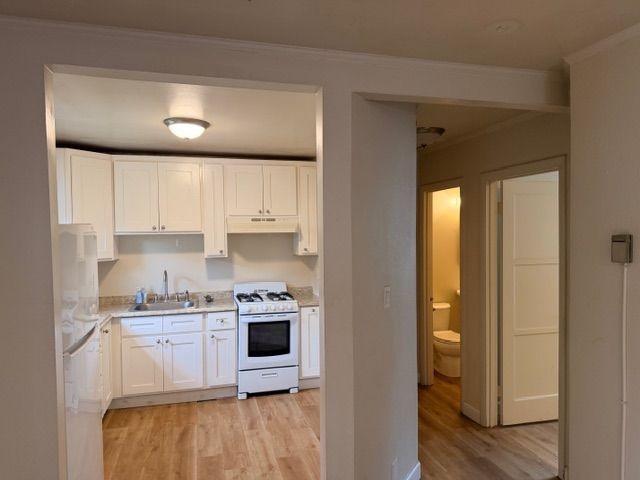 225 Grove Acre Ave ##2 - Photo 4 of 6