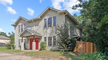 featured image of 126 Yegua Cir