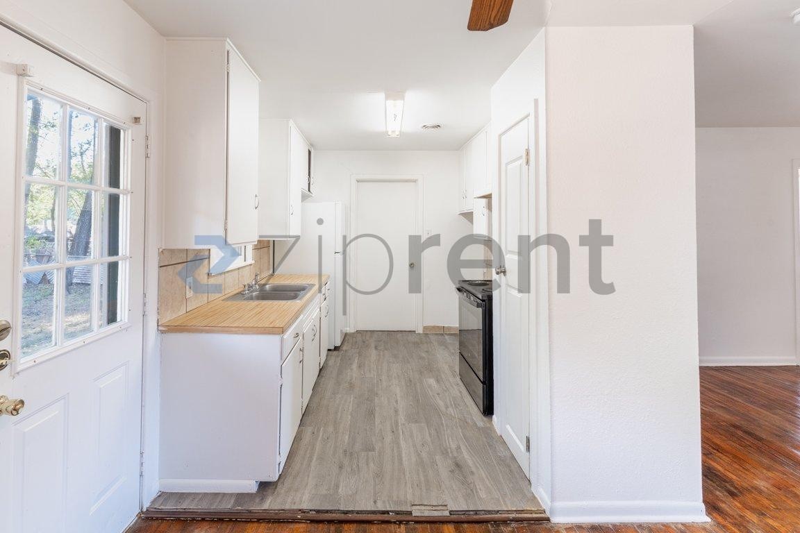 707 Dunn Cir - Photo 7 of 22
