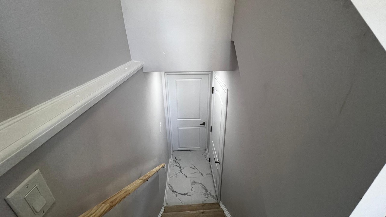 198 Greencedar Drive - Photo 4 of 21