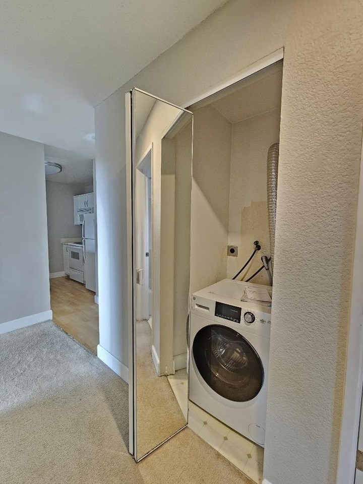695 Bristol Dr #380 - Photo 6 of 10
