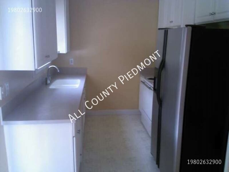 7825 Pebbleridge Dr - Photo 4 of 7
