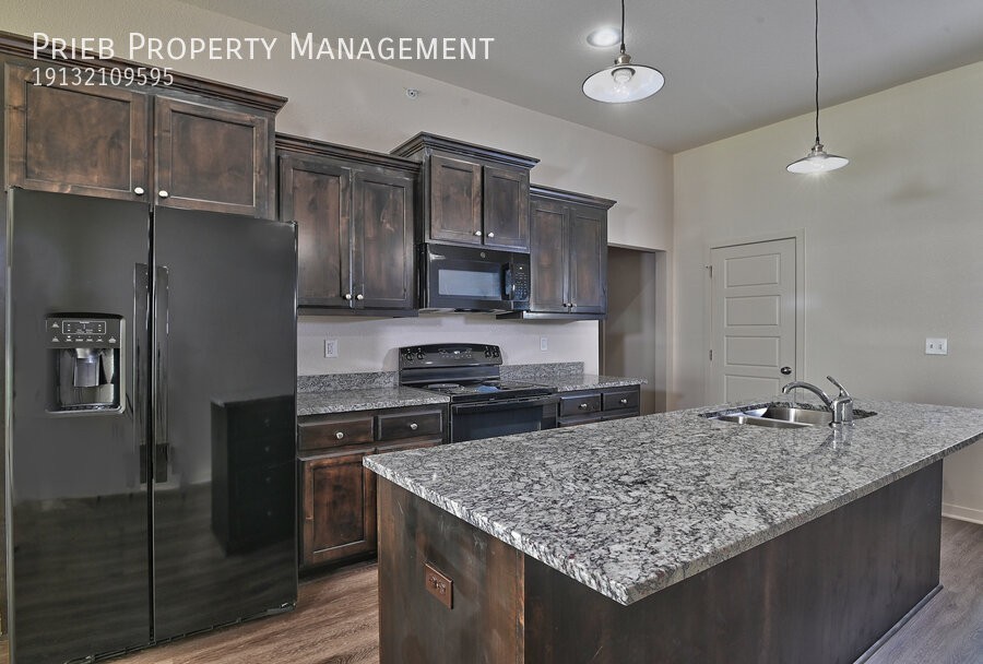 8879 Findley St #8 - Photo 4 of 34