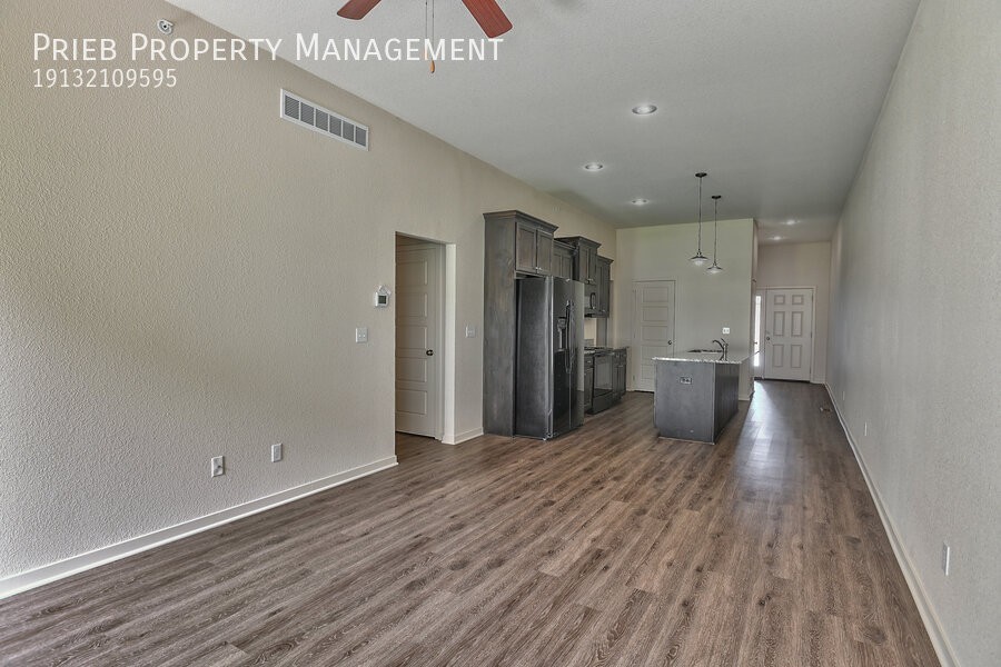 8879 Findley St #8 - Photo 7 of 34