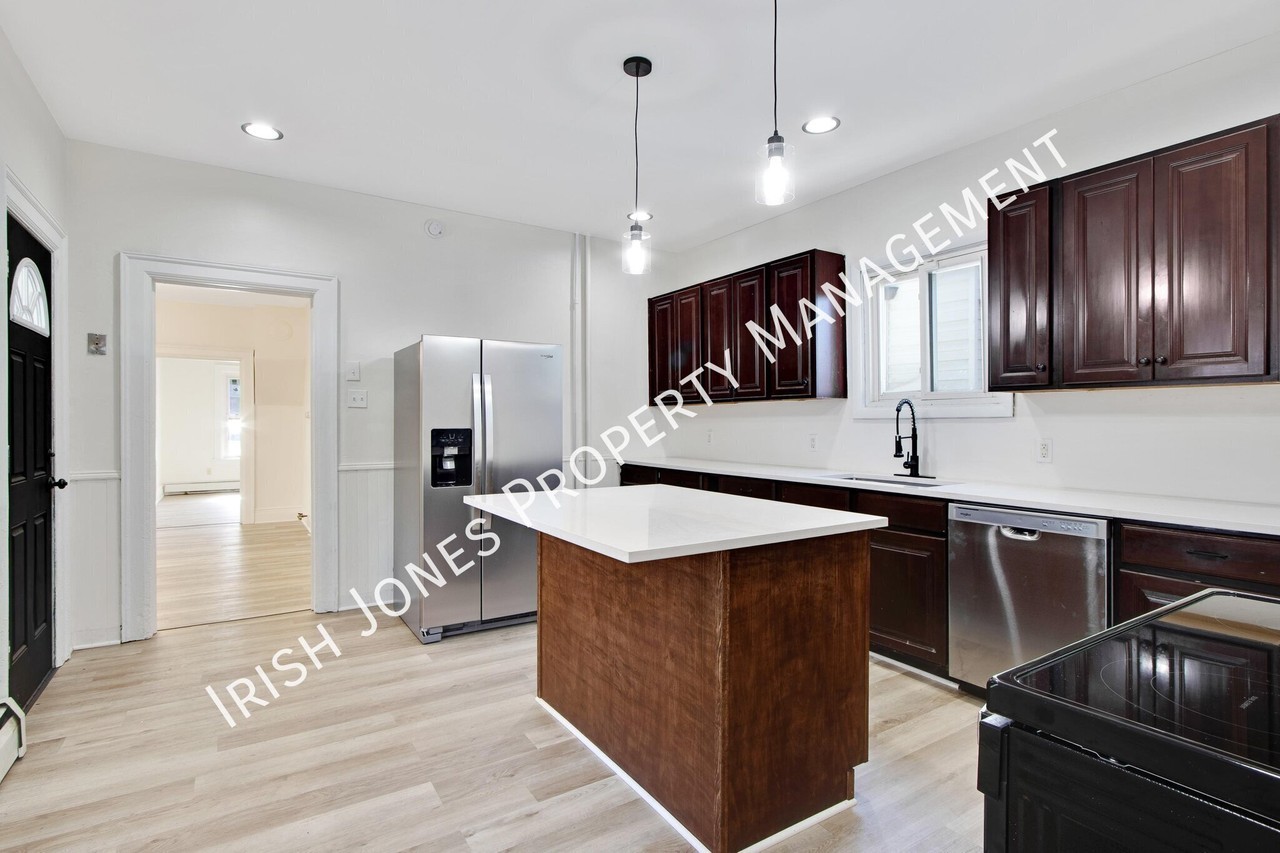 1268 Indian Church Rd - Photo 2 of 25