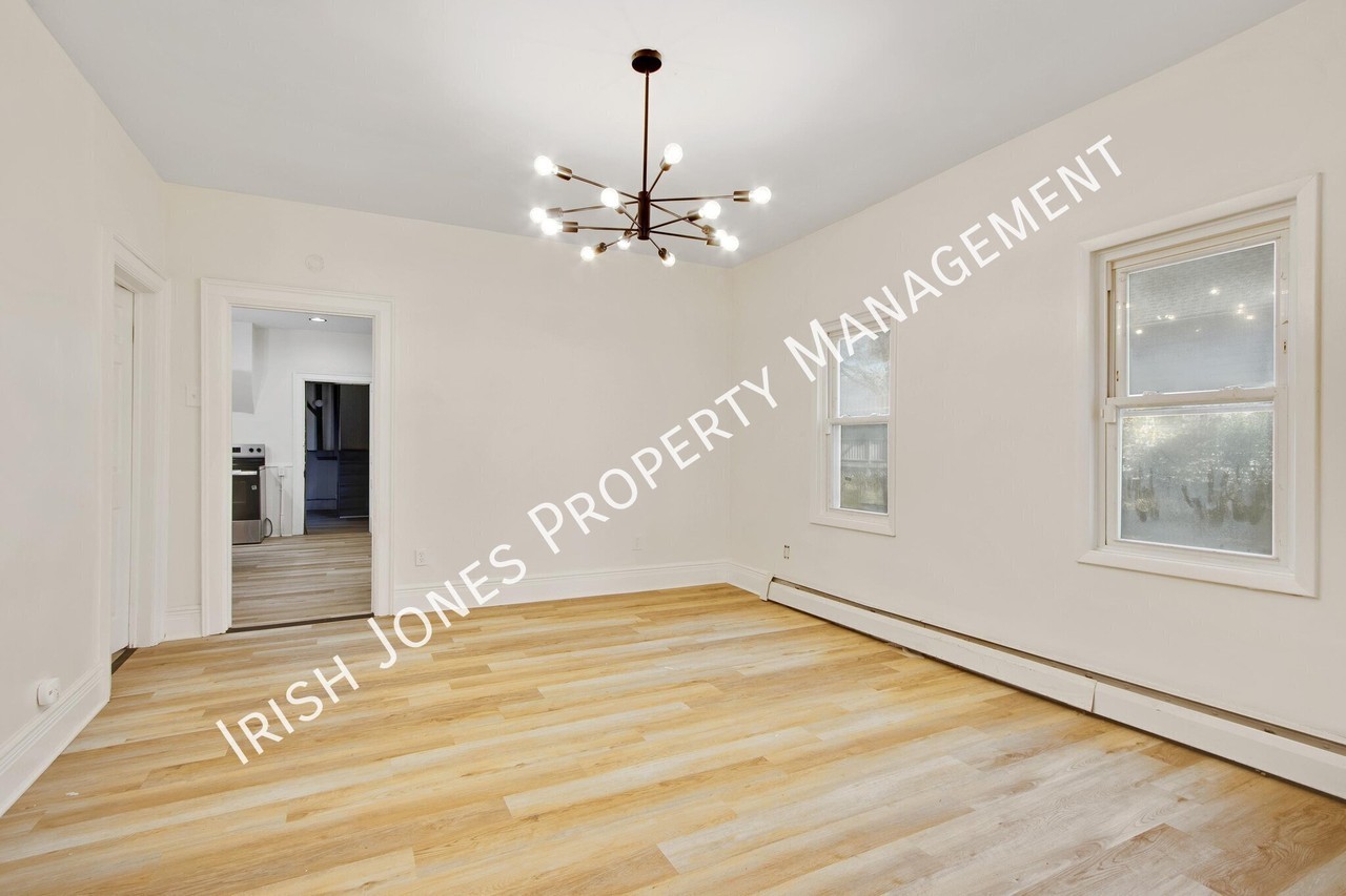 1268 Indian Church Rd - Photo 5 of 25