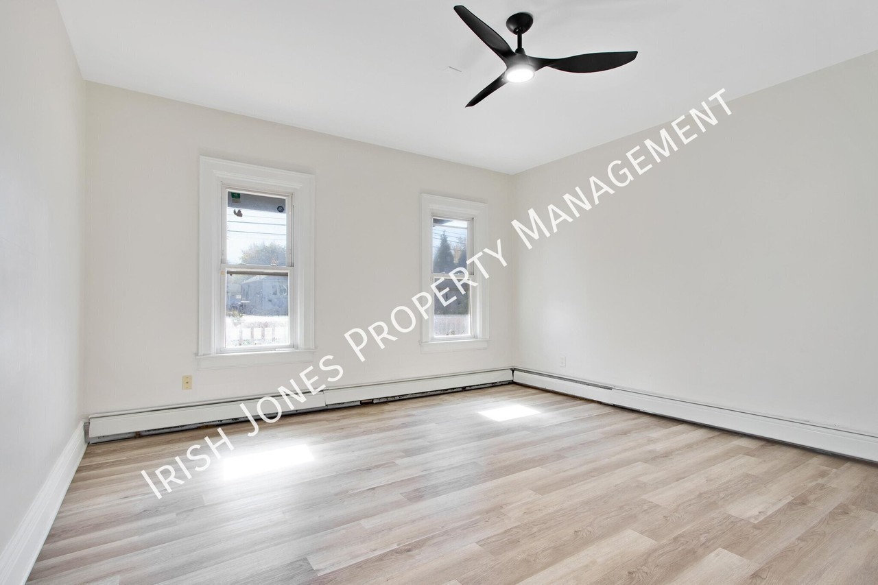 1268 Indian Church Rd - Photo 7 of 25