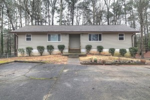 featured image of 2223 Davis Rd #2