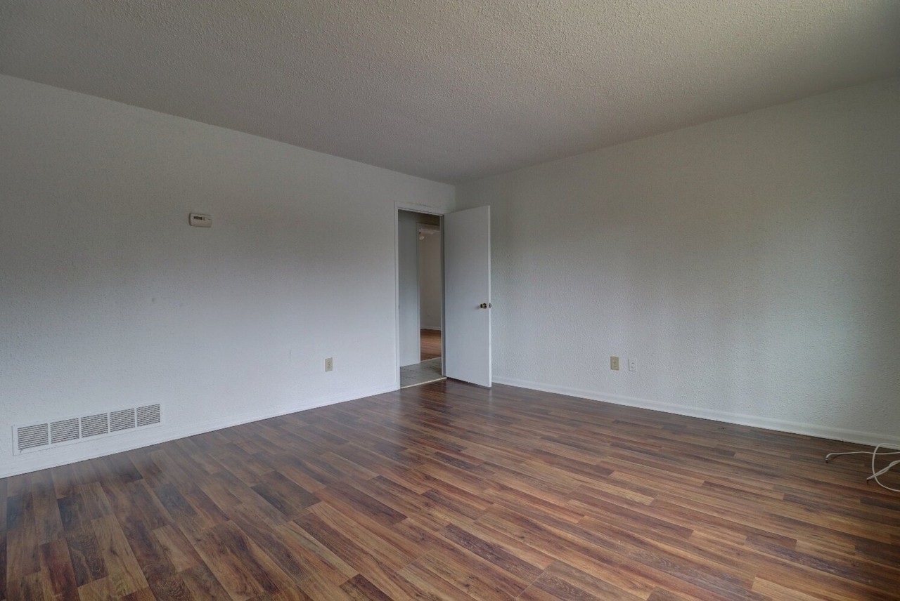 2223 Davis Rd #2 - Photo 3 of 8