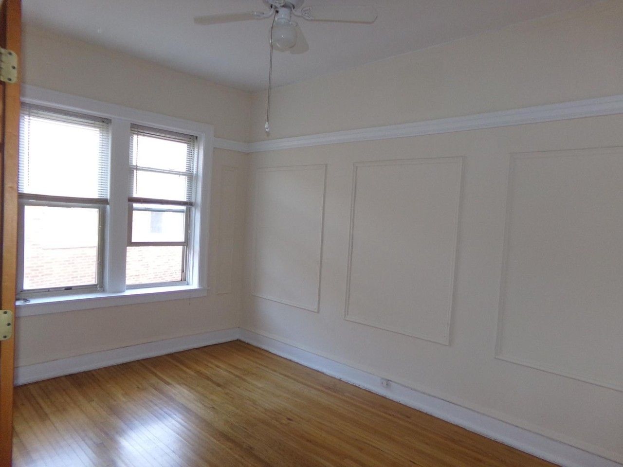 1326 W Estes Ave #X2S - Photo 5 of 8