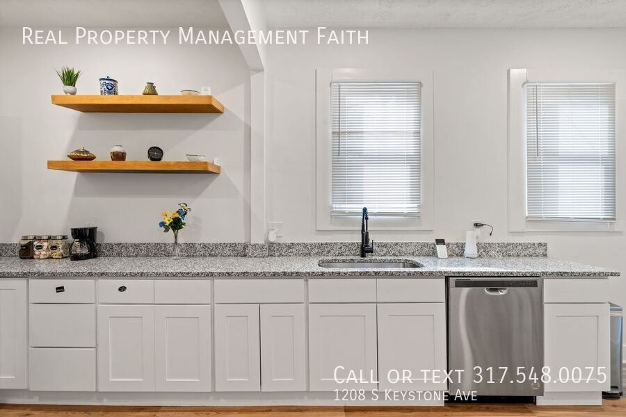 1208 S Keystone Ave - Photo 7 of 30