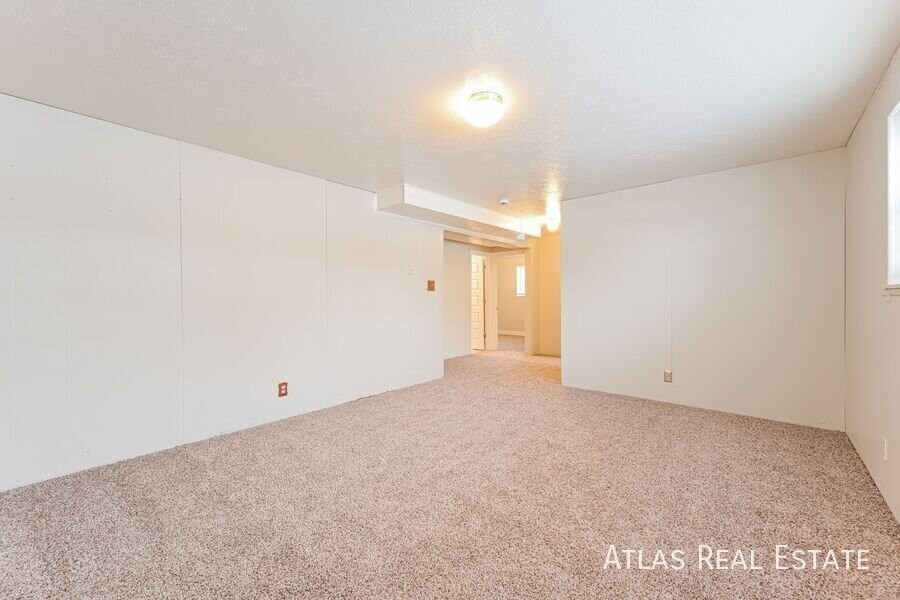 11916 Lafayette St - Photo 2 of 21