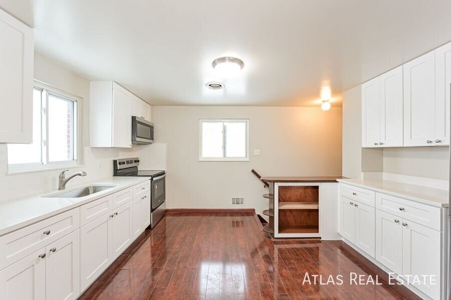 11916 Lafayette St - Photo 5 of 21