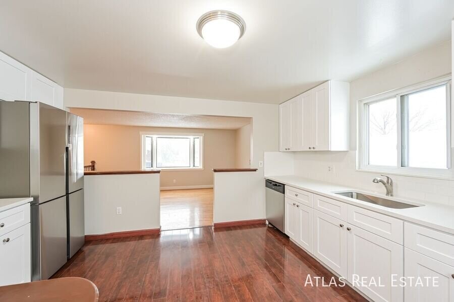 11916 Lafayette St - Photo 6 of 21