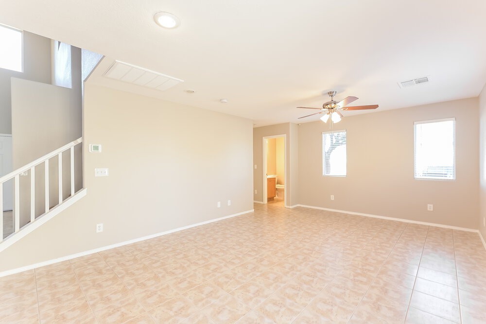 1979 Sunset Village Cir - Photo 4 of 17