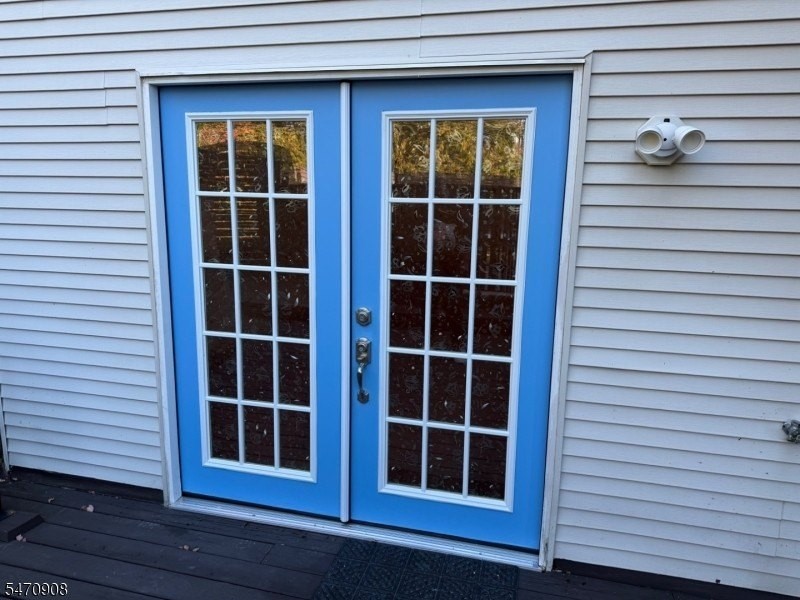 4 Stone Hill Ct - Photo 2 of 17