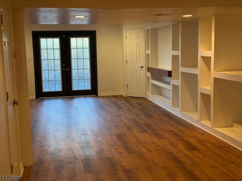 4 Stone Hill Ct - Photo 3 of 17
