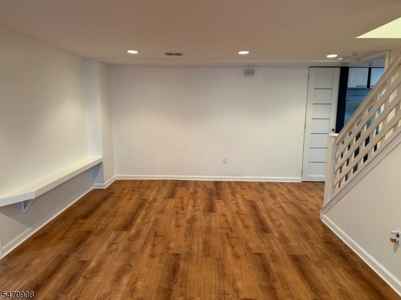 4 Stone Hill Ct - Photo 4 of 17