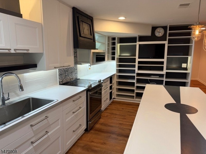 4 Stone Hill Ct - Photo 6 of 17
