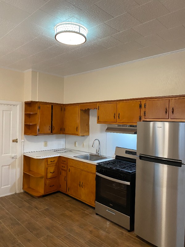450 N Queen St #A - Photo 5 of 11