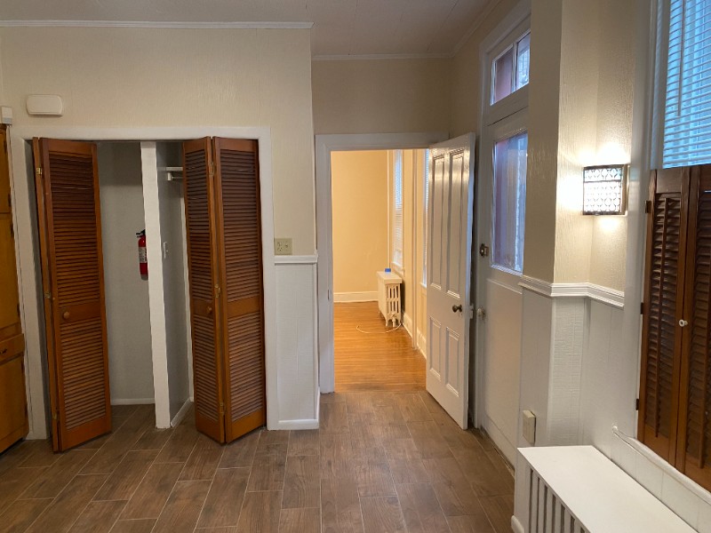 450 N Queen St #A - Photo 6 of 11