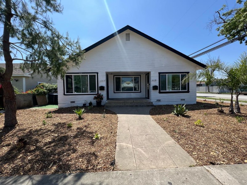 602 S Van Ness Ave #602