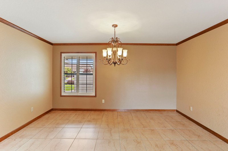 2323 Eilers Ln - Photo 6 of 18
