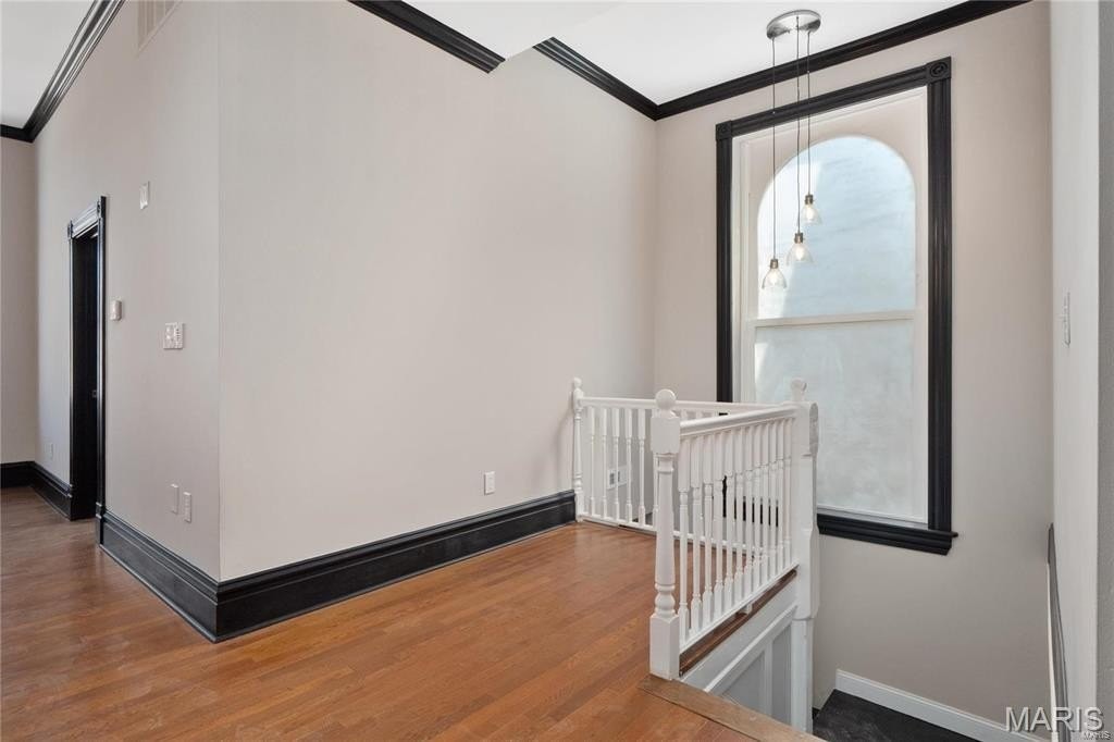 1924 Pestalozzi St #2nd - Photo 2 of 17