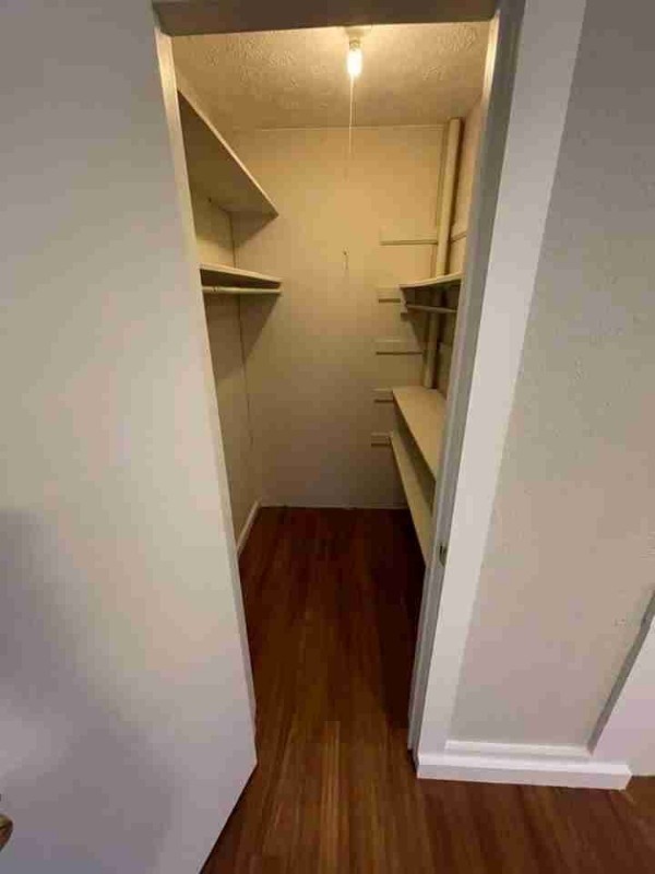 3158 Woodward St #6 - Photo 5 of 6