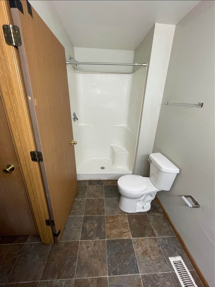 127 9th St S - Photo 7 of 11