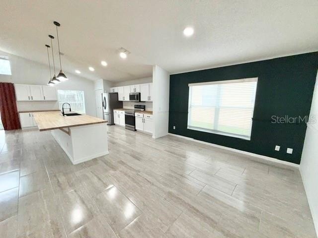 3229 Holland Dr - Photo 3 of 15