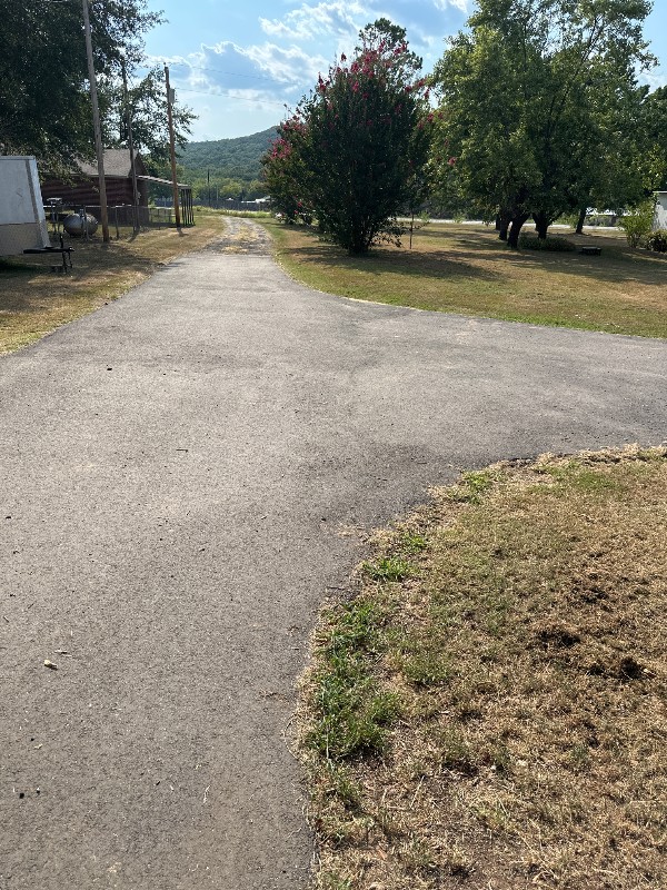 70 Palm Rd - Photo 3 of 16