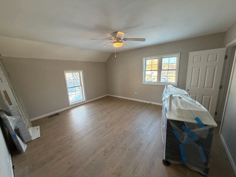 321 Main St - Photo 7 of 10