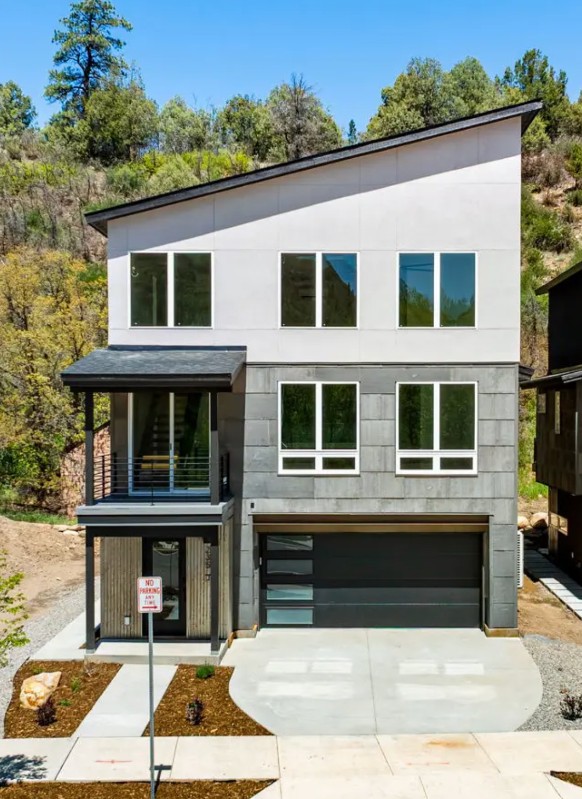 235 Rosemary Ln #B - Photo 3 of 3